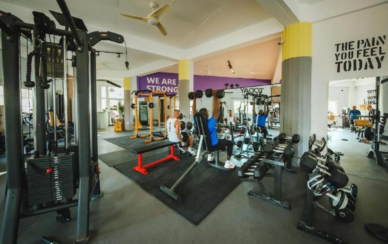 Spartacus Pool Apartments In Caesar Resort & Spa Trikomo Εξωτερικό φωτογραφία